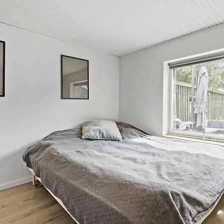2 Bedroom In *