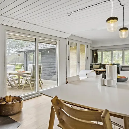 2 Bedroom In * Store Fuglede